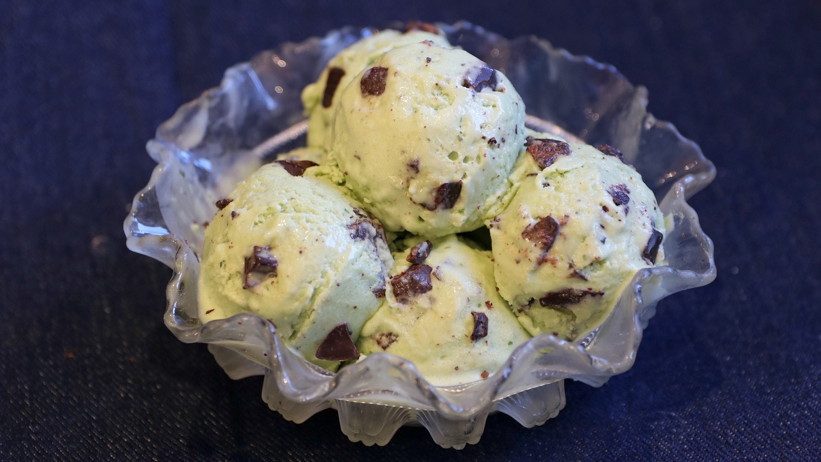 Mint Chip Ice Cream - Keto Meals and Recipes